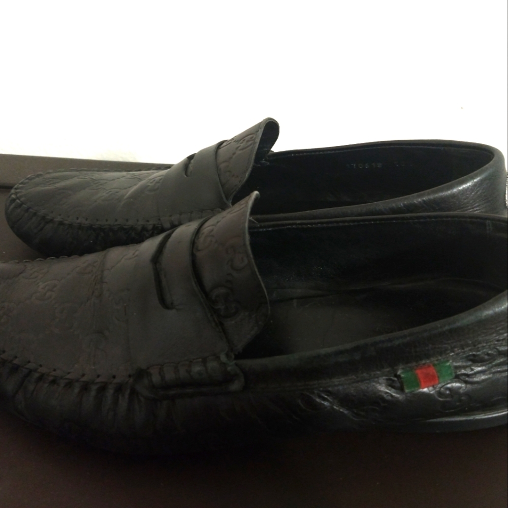 Men Gucci drivers